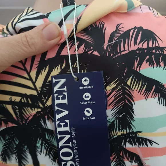 Size small - Picture 9 of 12